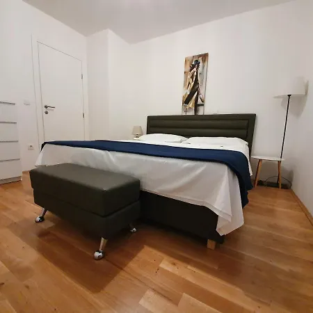 Pinna Nobilis, Private Parking Апартаменти Макарська