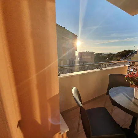 Pinna Nobilis, Private Parking Appartamento